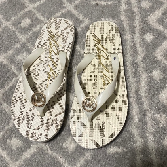 Michael Kors Shoes - Michael kors sandals